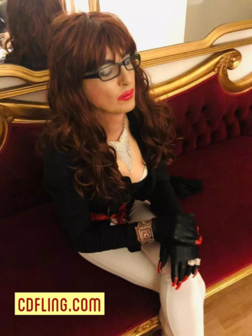 LIKE if you love to... - SissyMeet - Sissy Dating site
