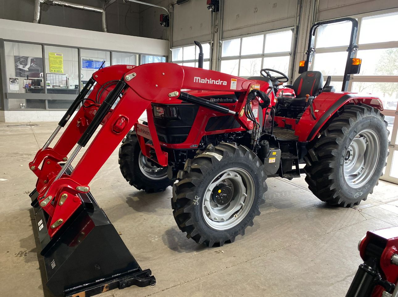 🚨MAHINDRA 6075 FOR SALE $8,885 OFF🚨 Cash Price: $44,999 Whether