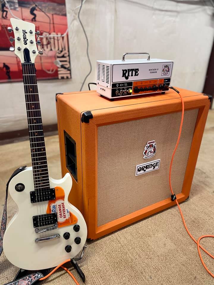 Dan Armstrong 70年代 箱付きOrange Squeezer Dan Armstrong Orange Squeezer.
