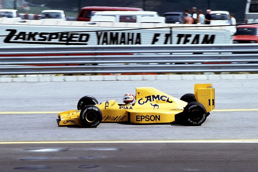 Nelson Piquet at Camel Lotus 101 V8 Judd - Japanese Grand Prix - 1989.