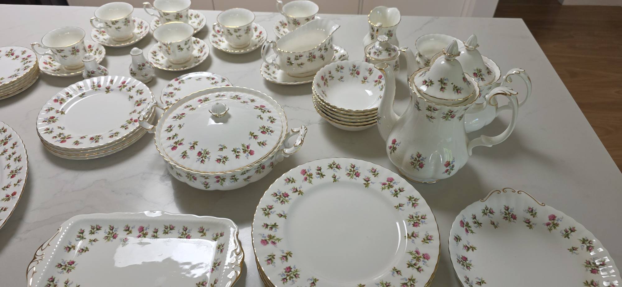 【オリエンタルな休日の一杯】18世紀 華僑伝世 カジャール朝彫金トレイ4点SET Vintage 36pc very rare Noritake RC Japan 425 Nashville porcelain