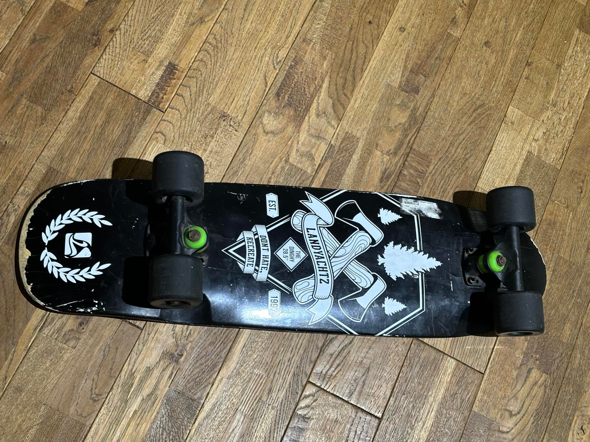 Landyachtz Mark McMorris Dinghy 限定コラボデッキ We're very excited to announce the release of colab board with