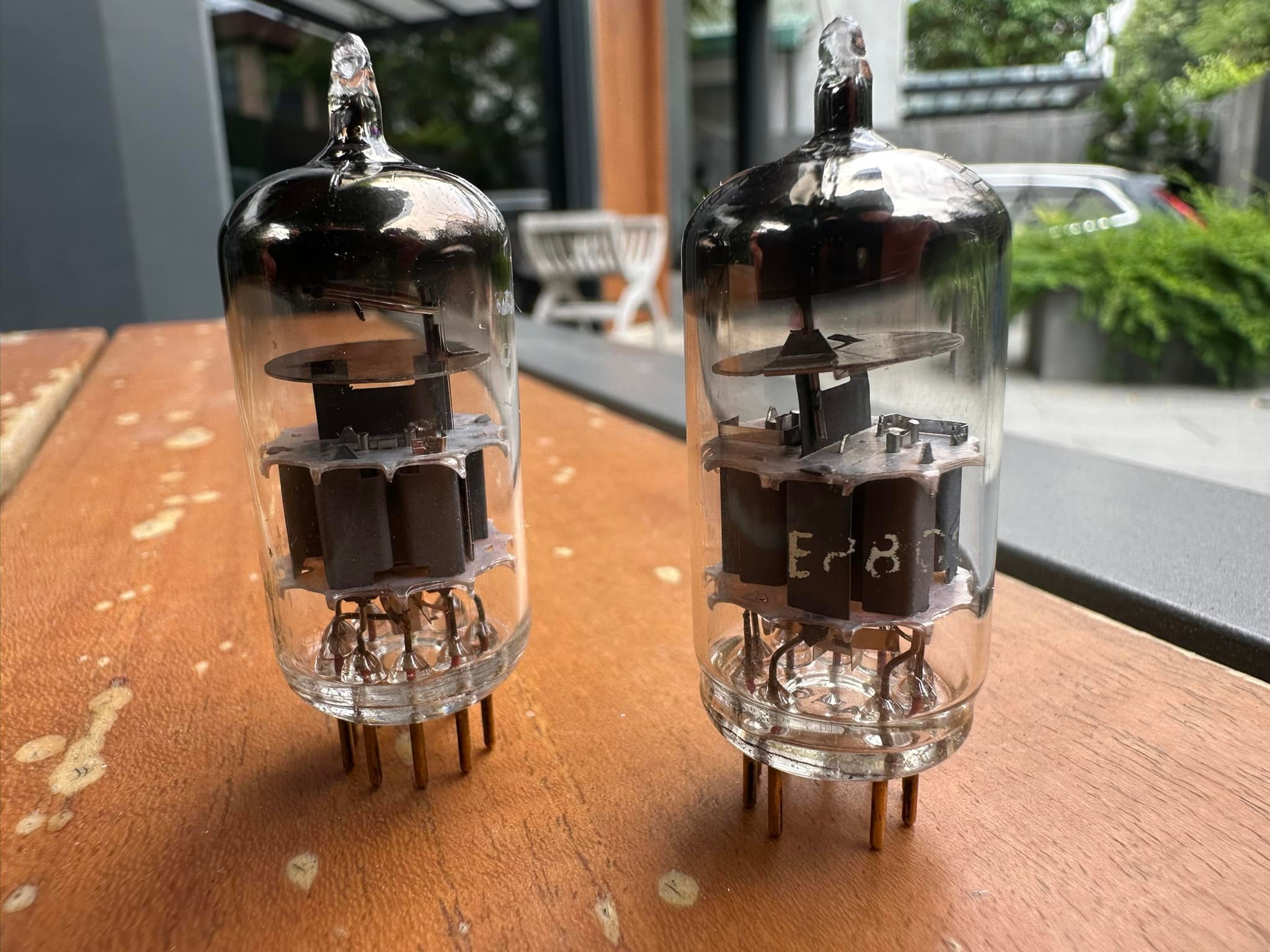 2 Tubes électroniques Vintage General Electric 6AH9 Compactron - Neufs, Interdiction, USA