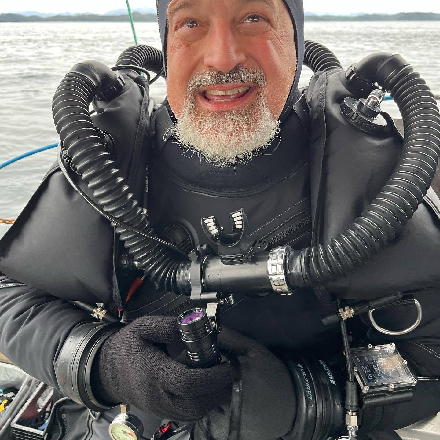 Another #DiveDay on the #HoodCanal, and I found this giant Pacific ...