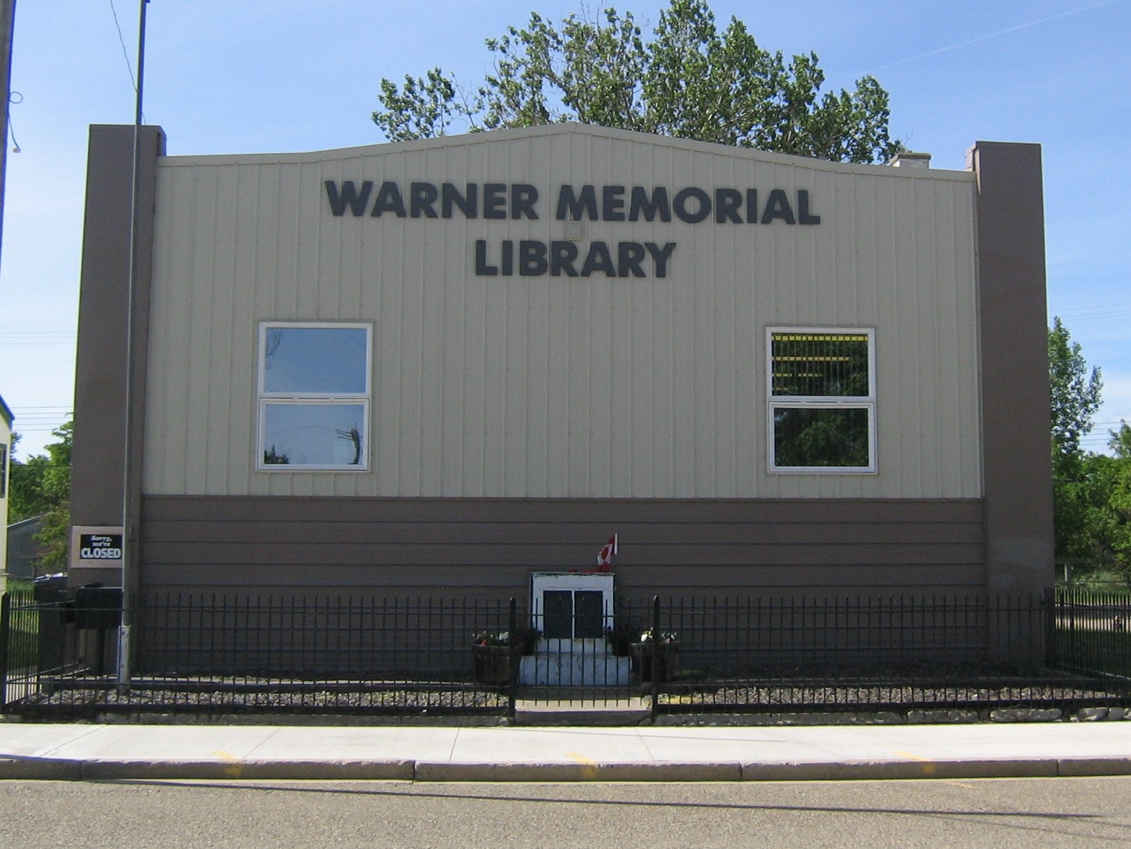 Warner Memorial Library