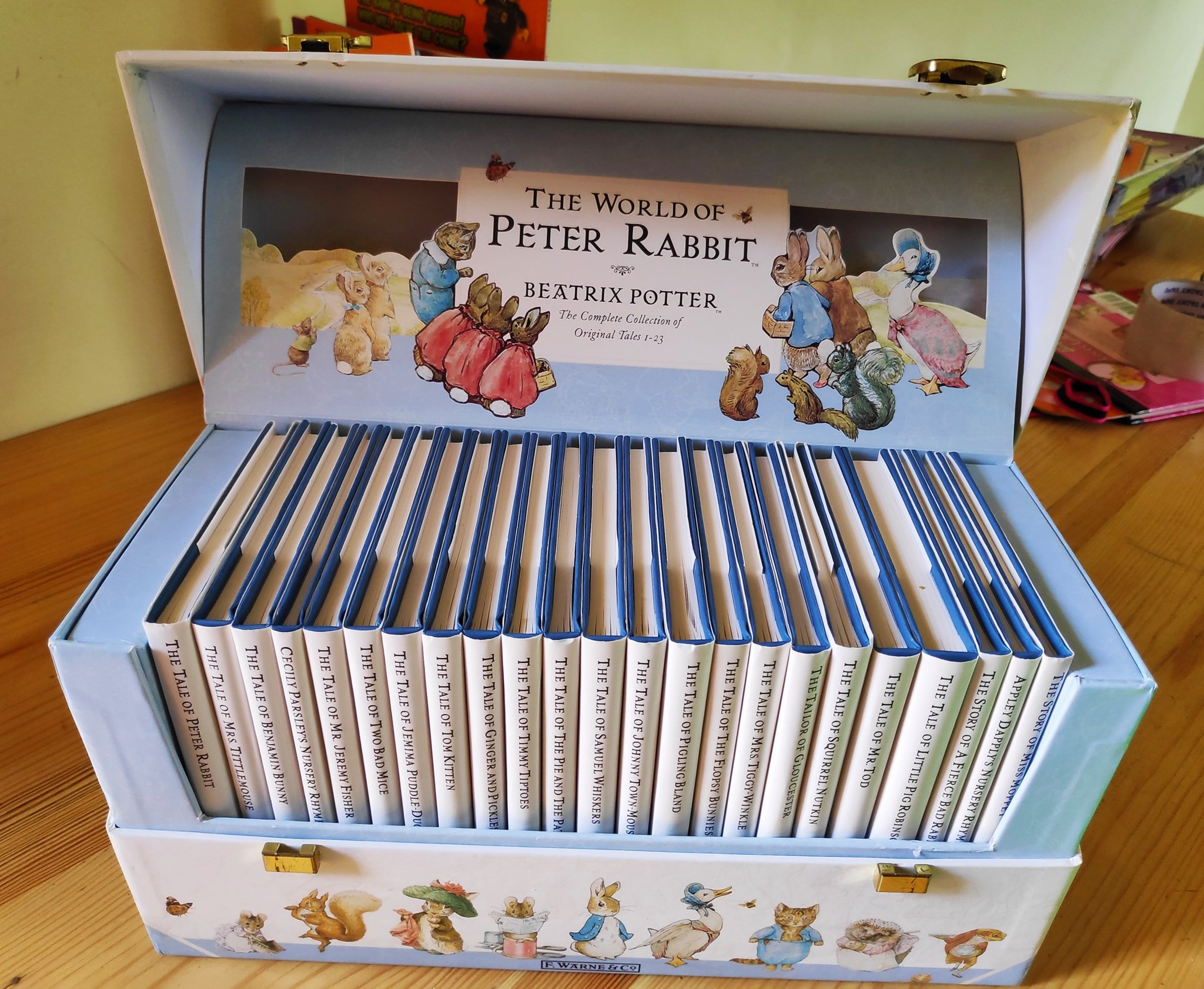 Kinderklad - The world of PETER RABBIT Beatrix potter...