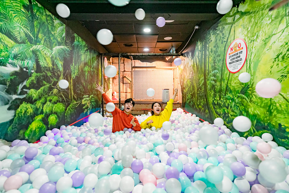 📍 Dynamic Maze,... - Korea Tourism Organization Manila Office