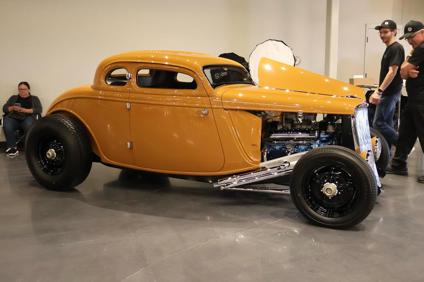 Side Shot Saturday! What better... - Hot Rods of the Midwest | Facebook