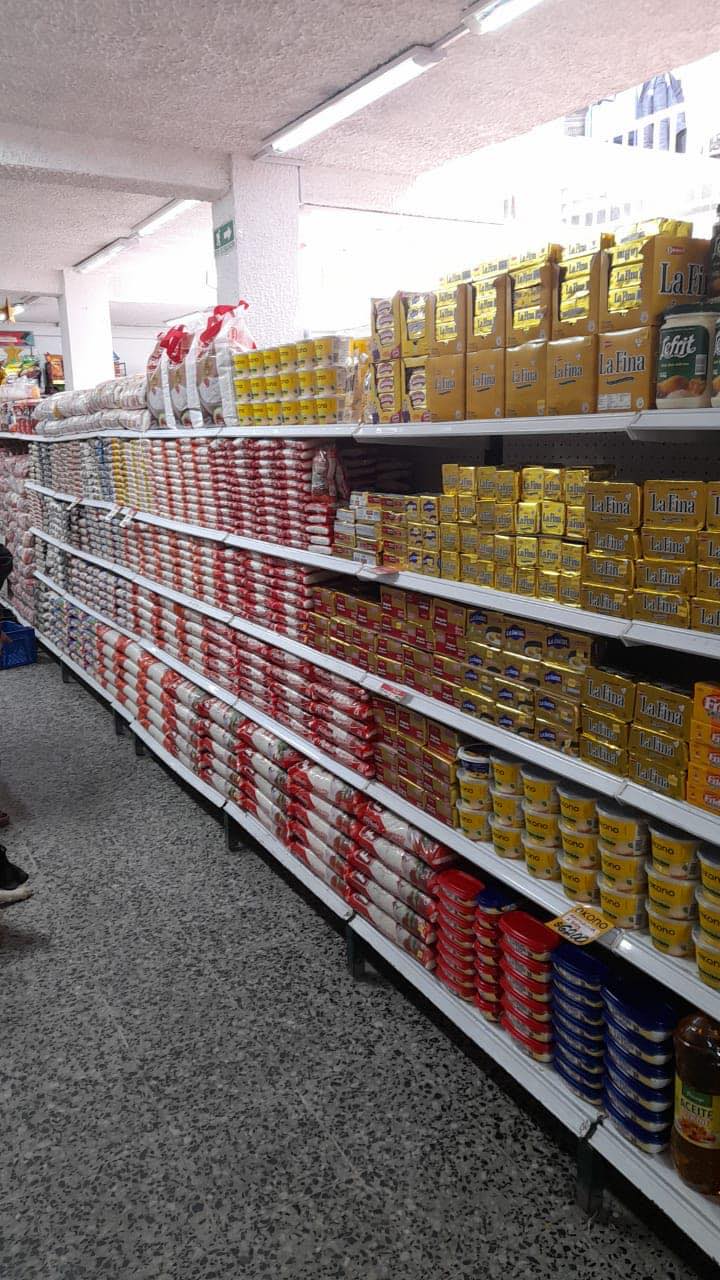 Supermercado Compremax. | Suesca