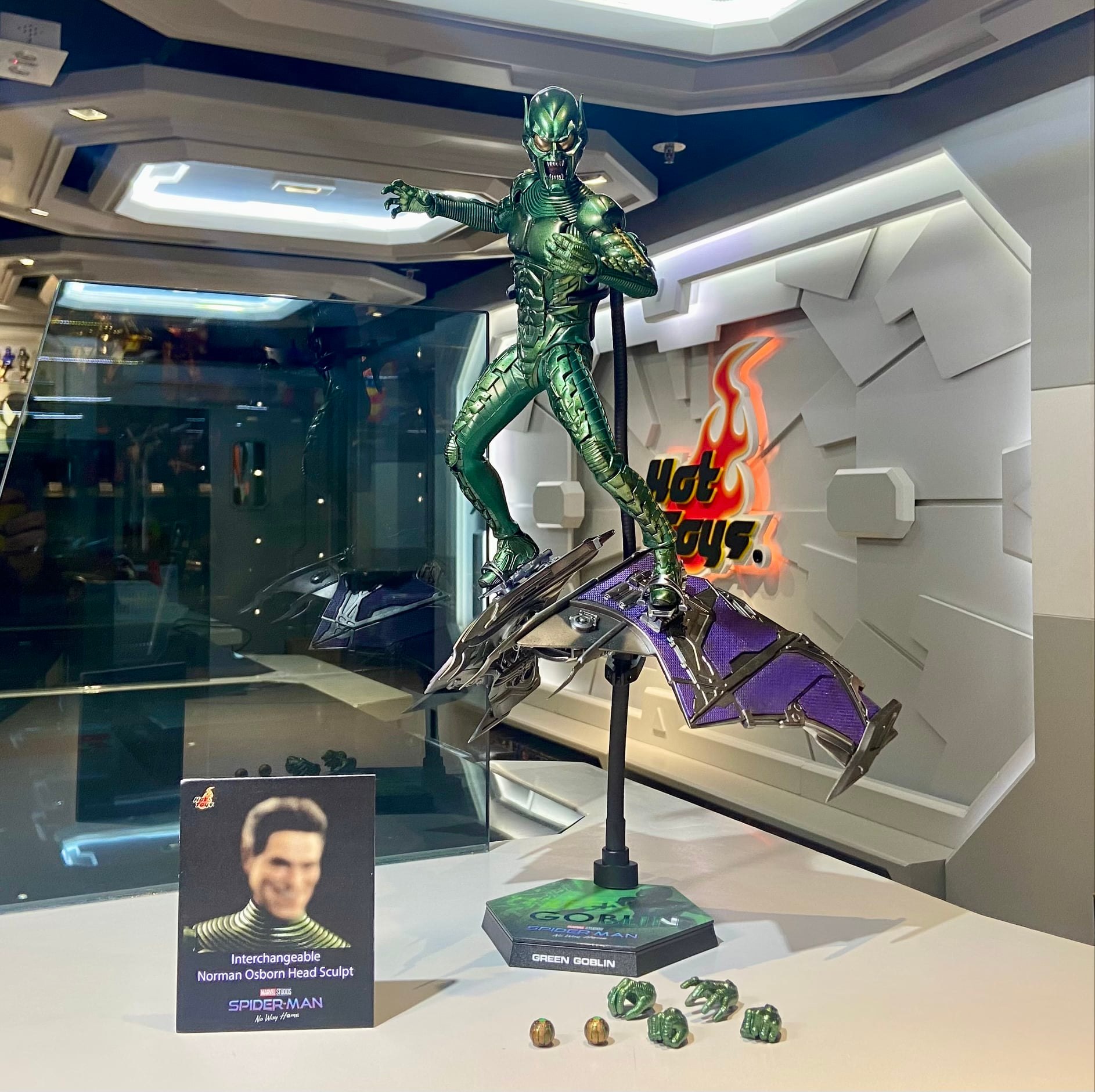 Hot Toys 1:6 グリーンゴブリン - スパイダーマン:ノーウェイホーム 