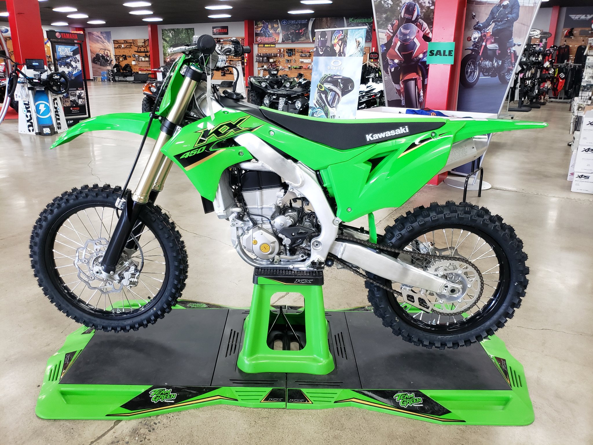 Mr. Belleperche heading home with his New Kawasaki KX 450R