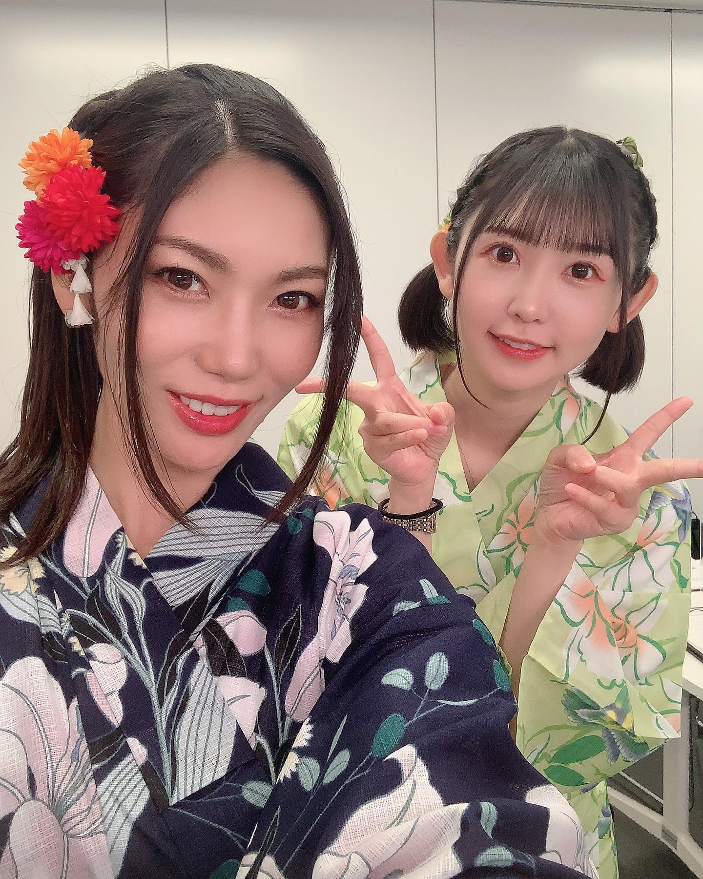 Raychell - 莉子ちゃん🎧💚 吏佐🎧💙 玲鳳ちゃん🎧💗 #RAS #バンドリ #raiseasuilen...