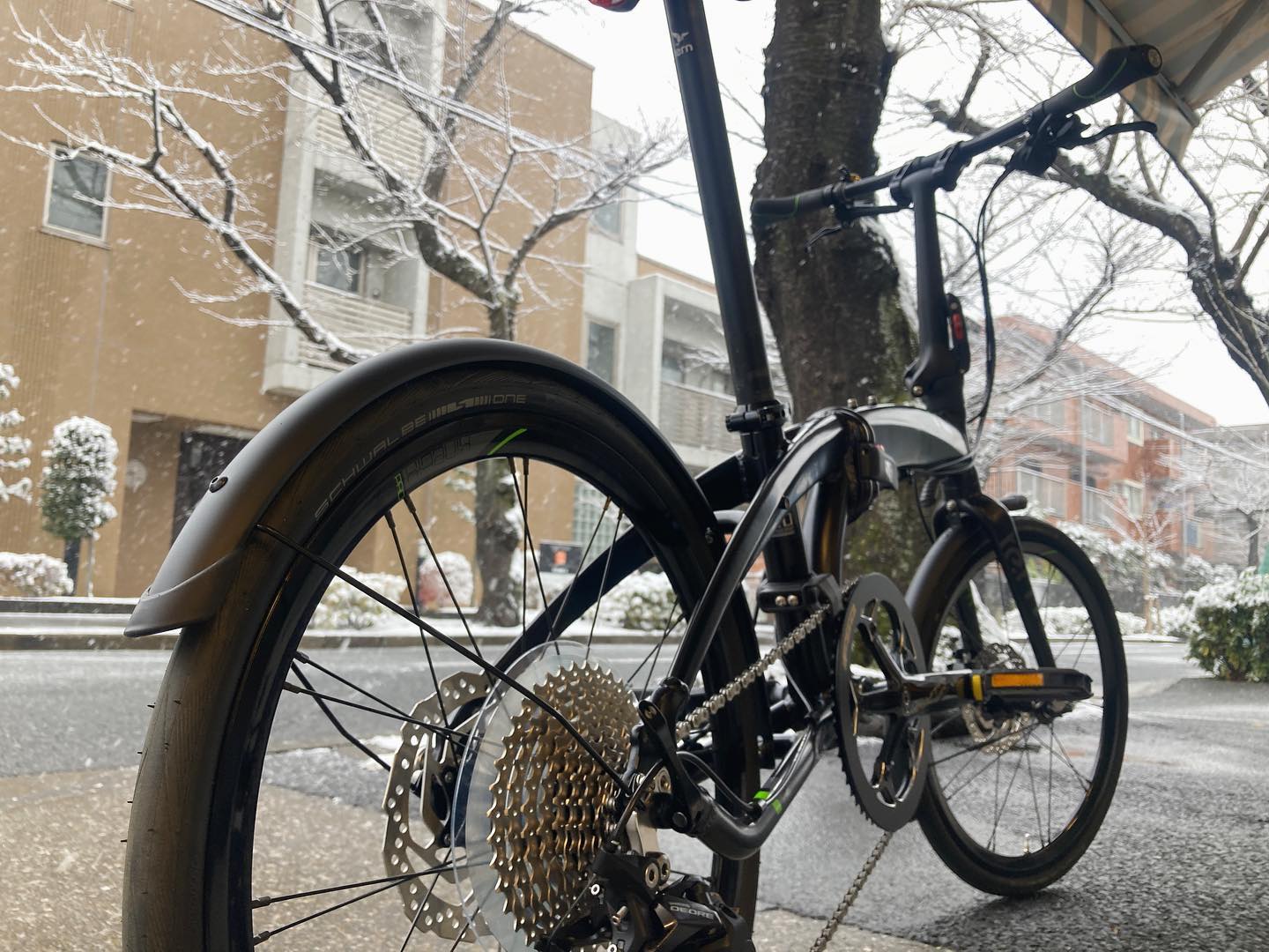 LORO - 【フェンダーを取り付けてご納車】 tern Verge P10に純正 