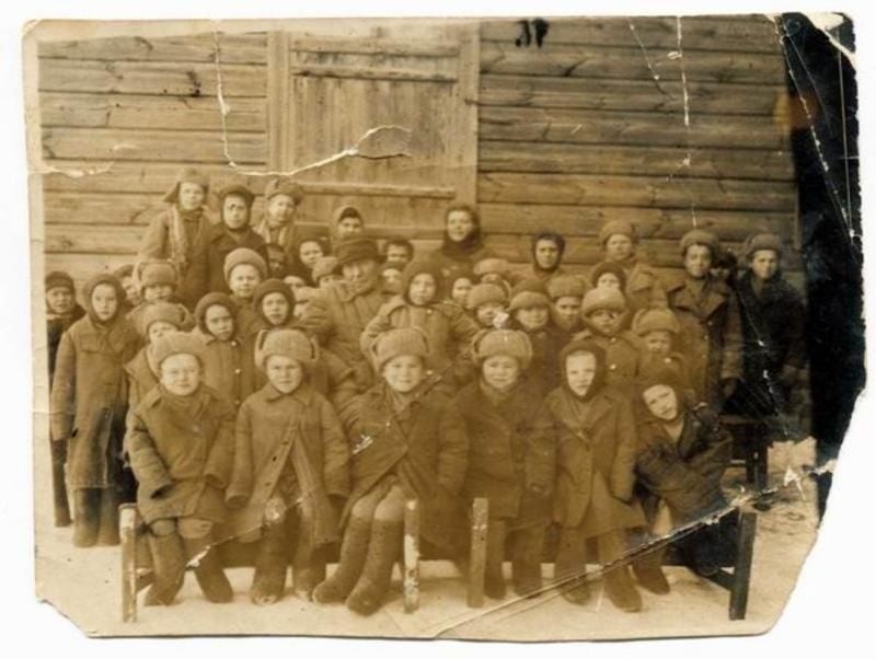 Архив переселенцев. Калининград переселенцы 1946 год. Калининград первые переселенцы. Переселенцы в Калининградскую область после войны. Первые переселенцы в Калининградскую область после войны