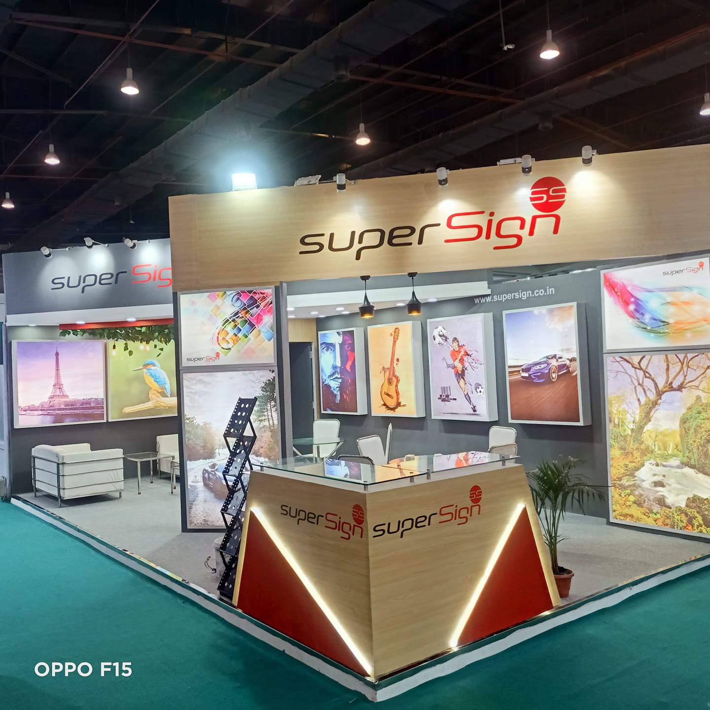 SUPER SIGN Industries