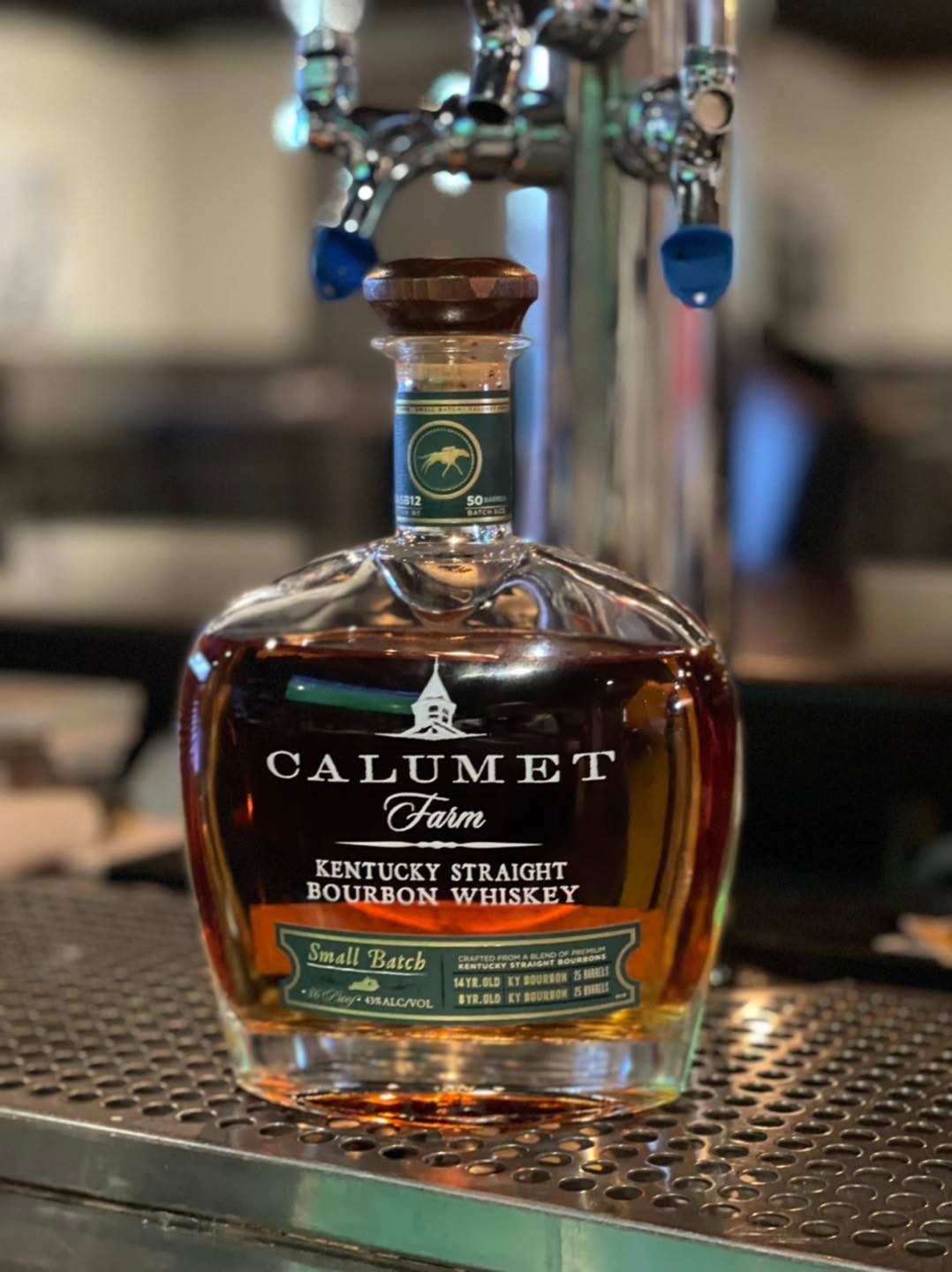 Calumet Farms 17/7 years blended small batch Kentucky Bourbon