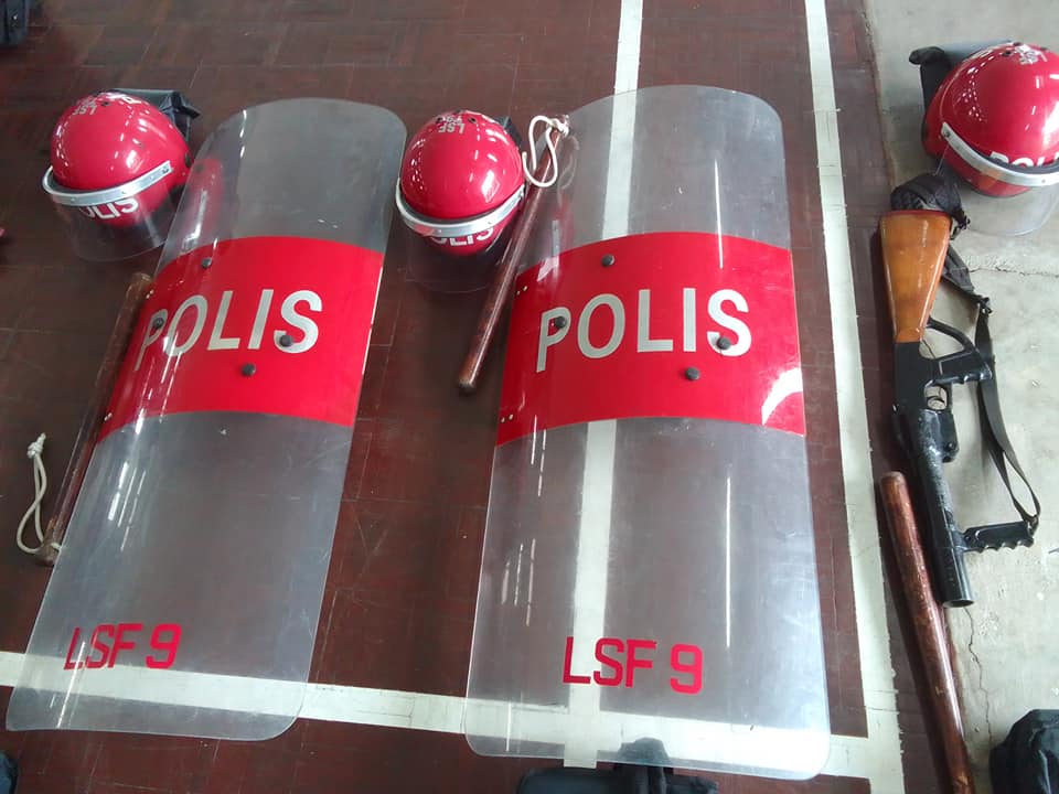 LATIHAN DALAM PERKHIDMATAN - LIGHT... - Polis Daerah Dungun