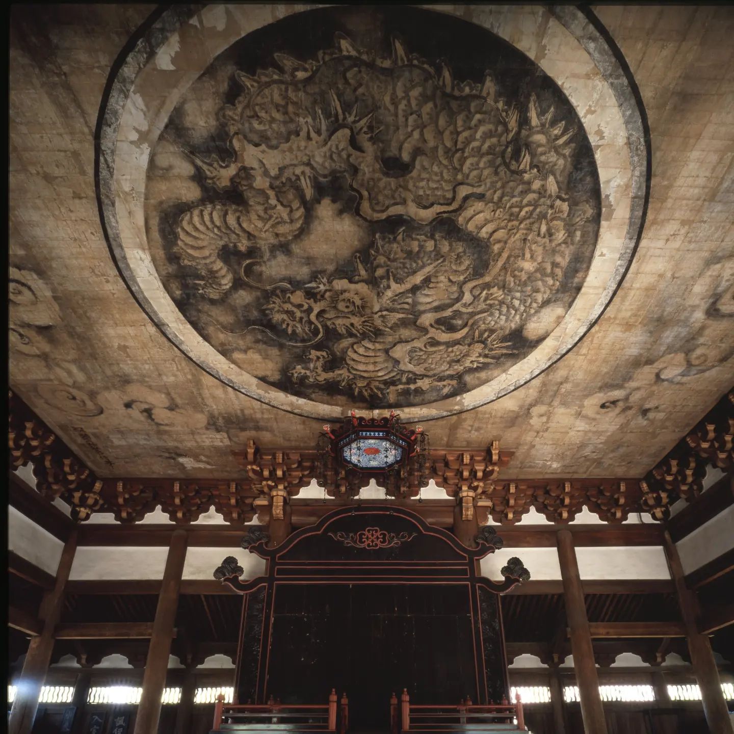 後醍醐天皇から「本朝無双之禅苑」と評された大徳寺で、国宝方丈の半