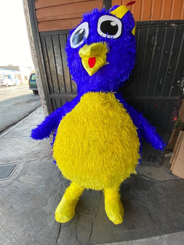 Piñatas RC - Pablo de los Backyardigans pedido especial... | Facebook