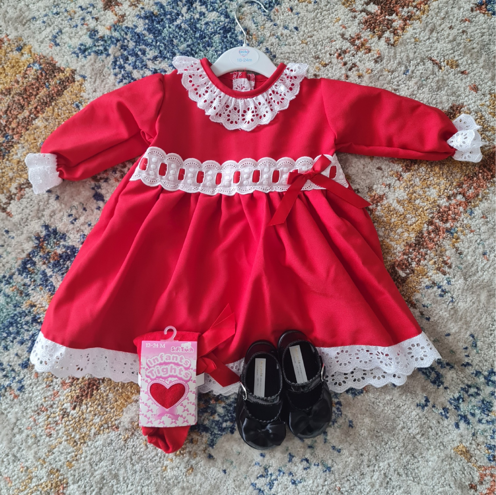 christmas spanish dress style sets now available. Each Set contains Dress, choice of socks / tights / headband and shoes depending on age and availability. Please contact the page for more info Completely hand embroidered with