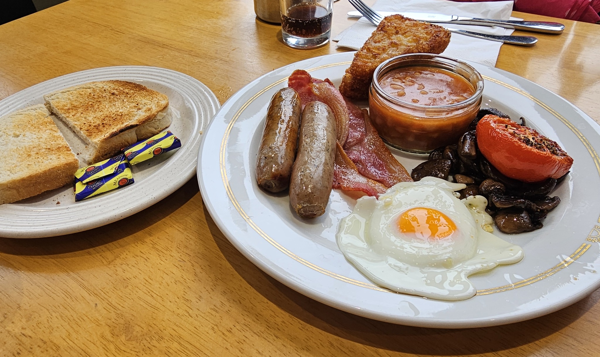 Fern's - 🍽️ Cooked Breakfast Special – Great Value, Great Taste! Join ...