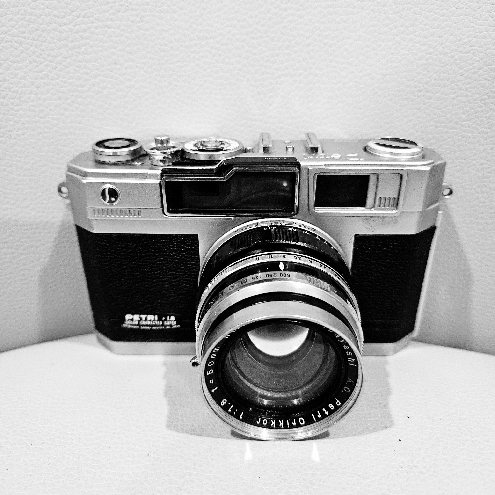 Petri 1.8 color corrected camera