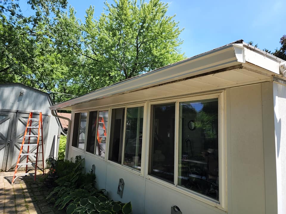 Pitched Rite Seamless... - Pitched Rite Seamless Gutters