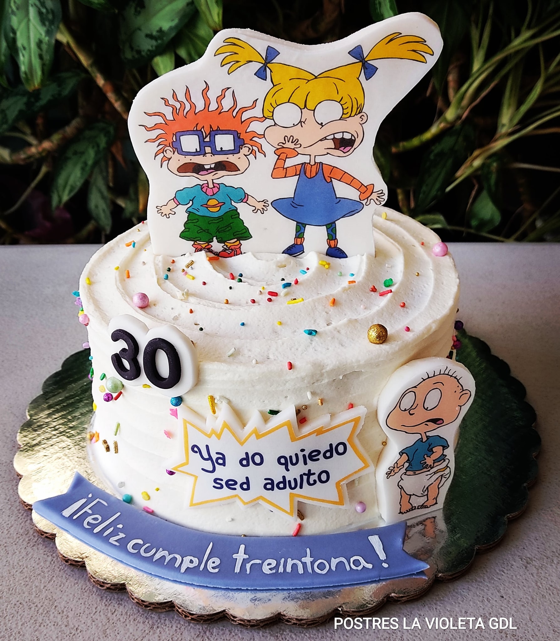 Pastel de los Rugrats. Pan de naranja... - Postres la Violeta