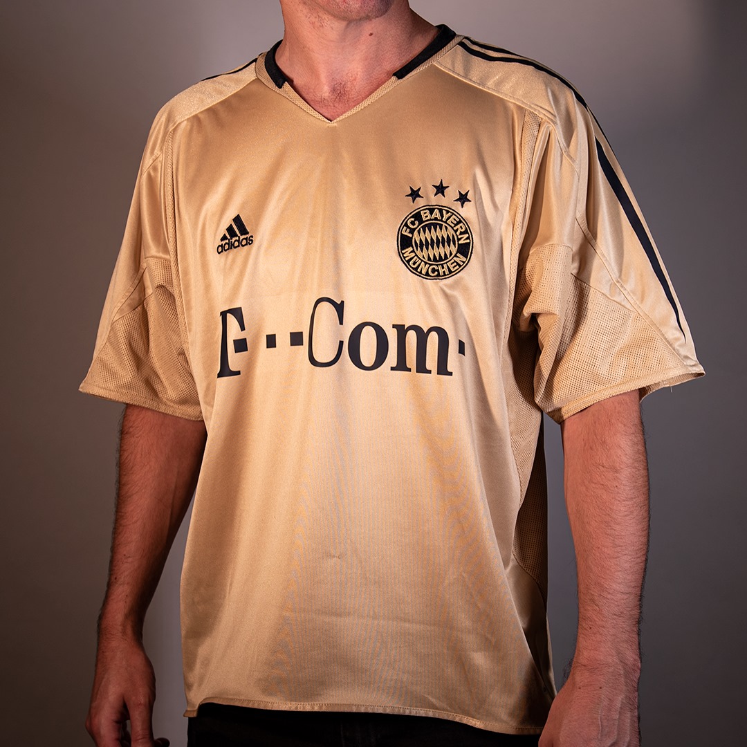 Bayern Munich 2004 Away by Adidas A season which saw Bayern do the
