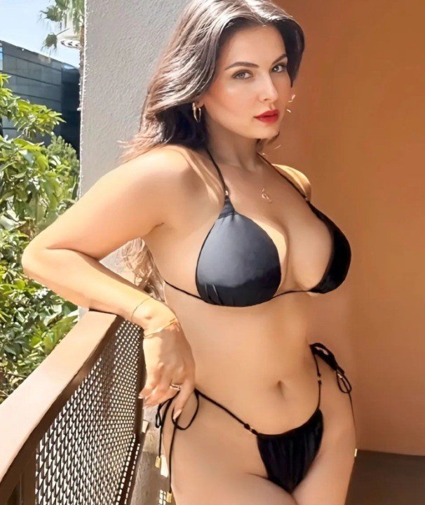 In side Movies Shanaya Oswal Hot Photoshoot...