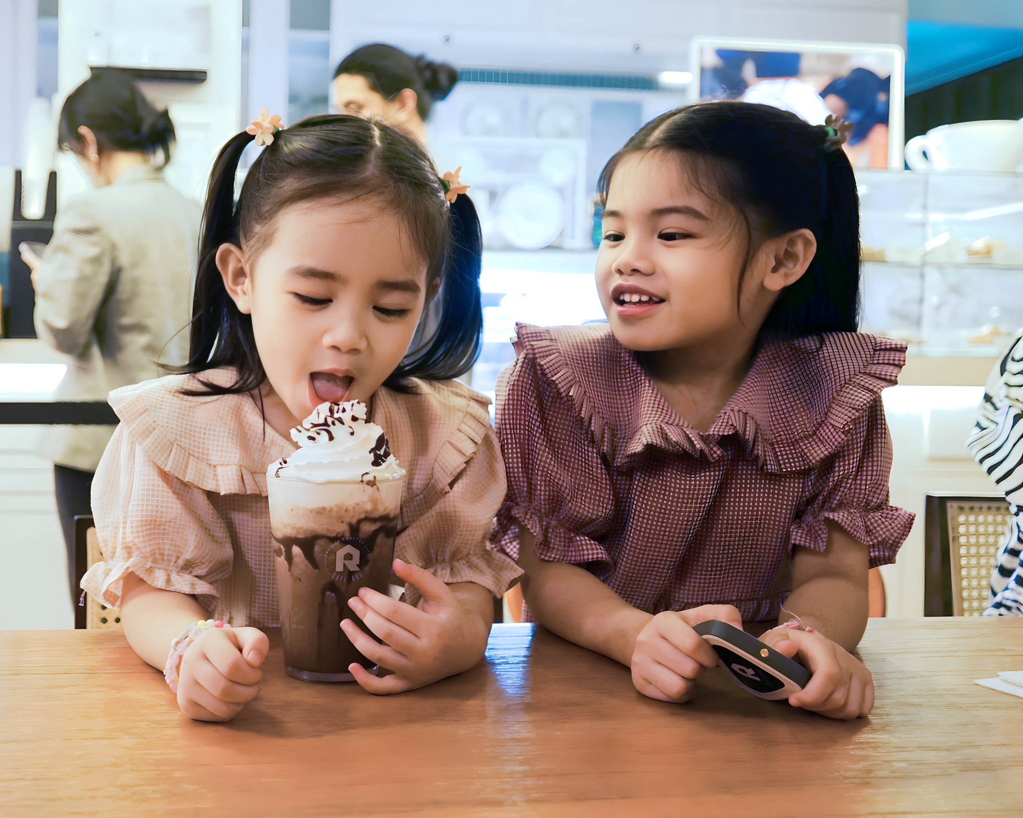 Cafe Roo QC - Kiddos having a blast at Cafe Roo! 🧸🍰...