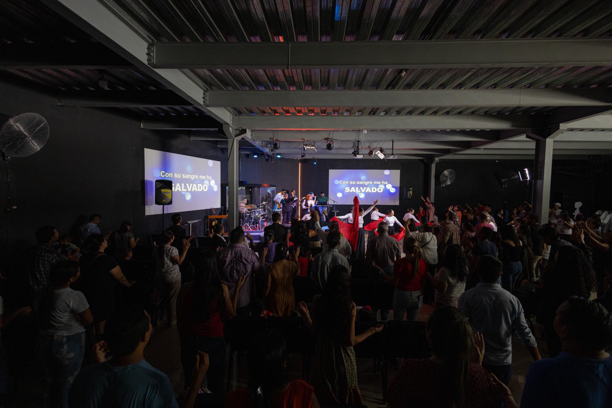 Pastor Sammy Cifuentes