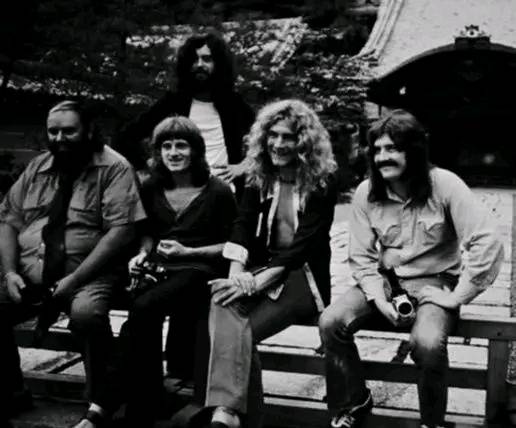 Led Zeppelin arrives in Japan for their 1972 tour