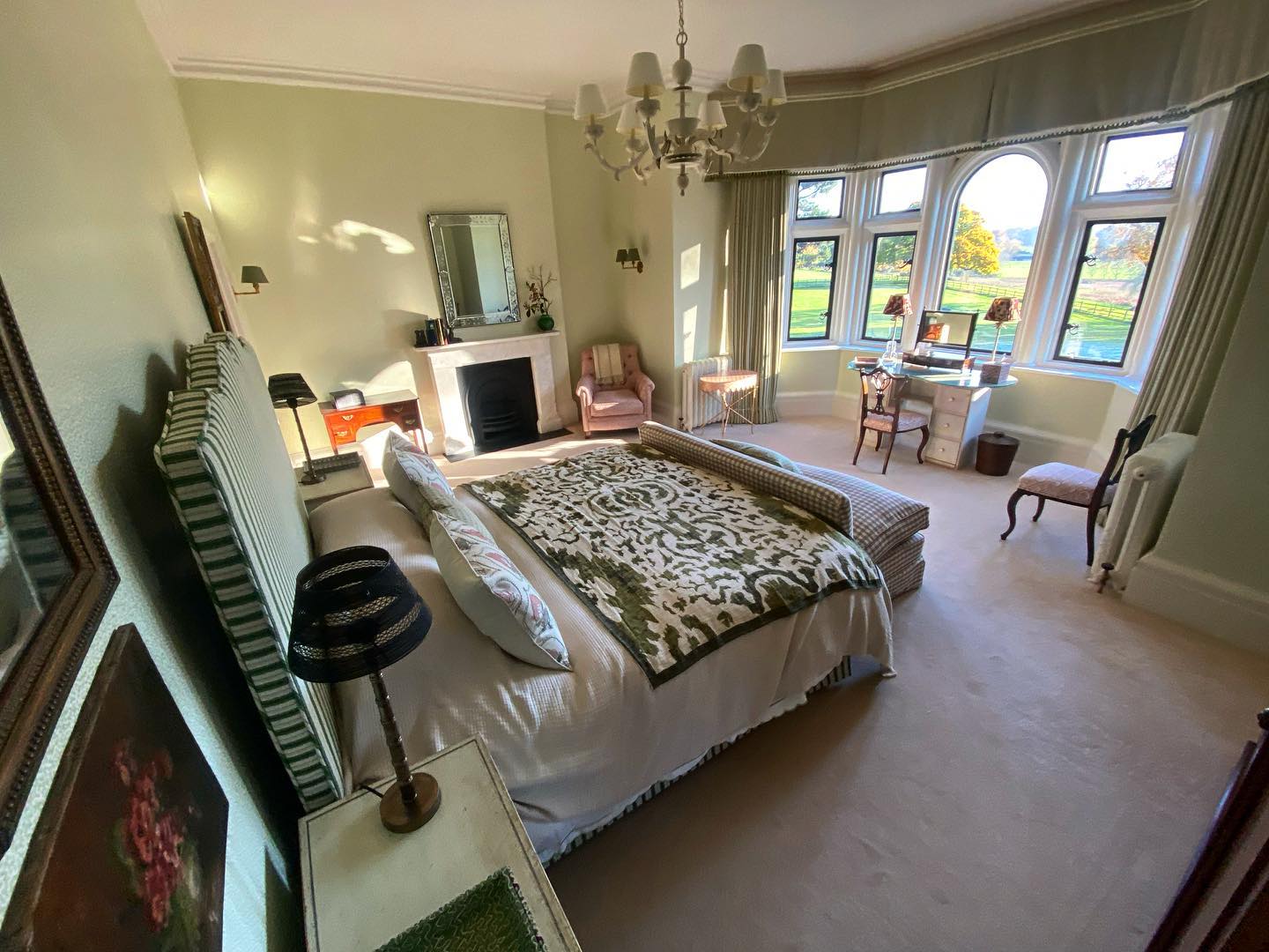 K&D Specialist Interiors