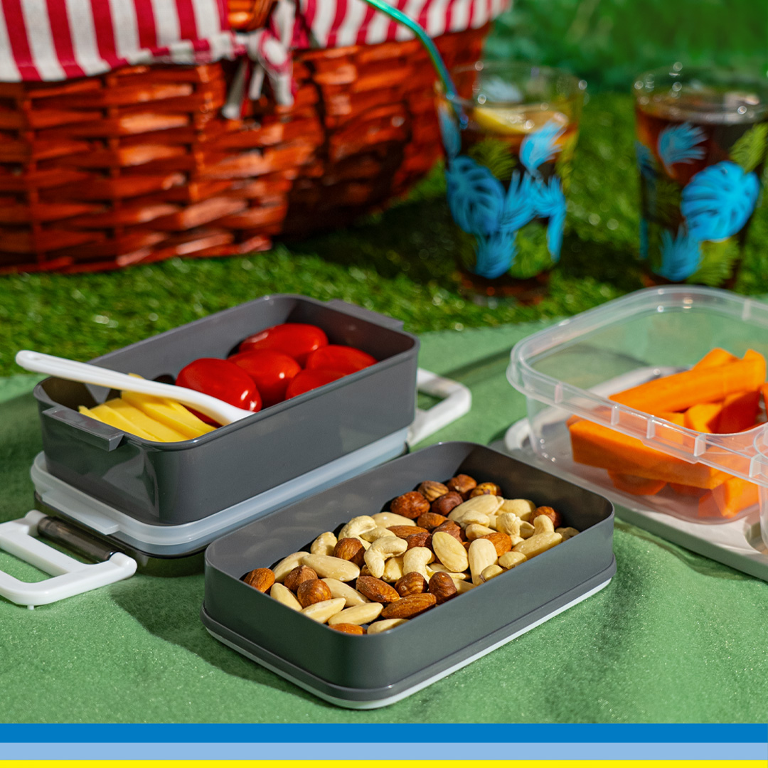 Habt ihr auch schon euren nächsten Kurzurlaub auf der Picknickdecke geplant? 🥪🍱 Dann schnappt euch noch schnell ein paar schicke Frischehaltedosen in eurem liebsten TEDi! Frischhaltedosen ab 0,65€