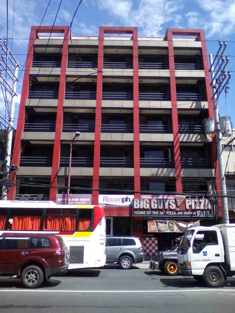 Roomph Buendia