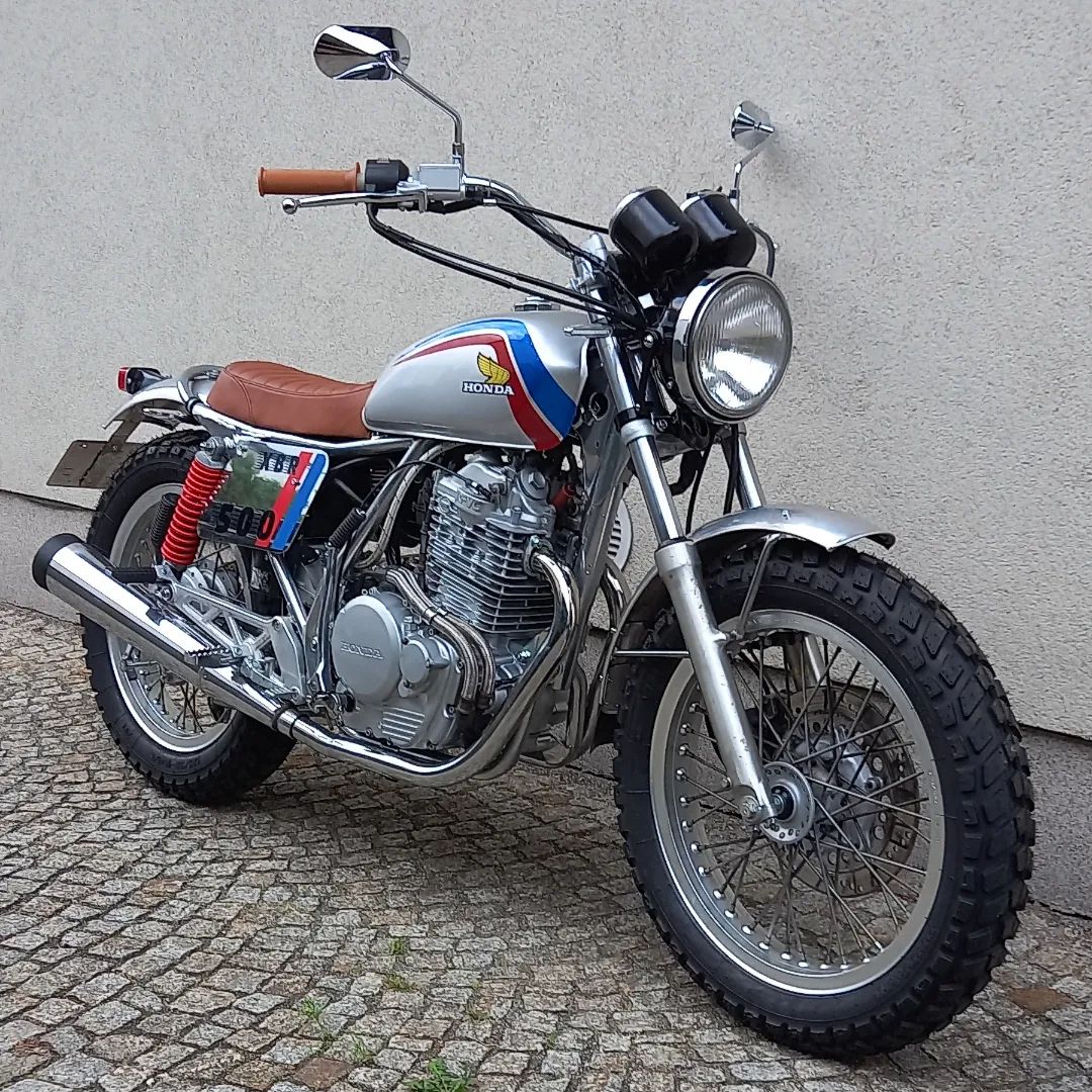 Mechafraction - Honda XBR 500 scrambler. Before & After ....