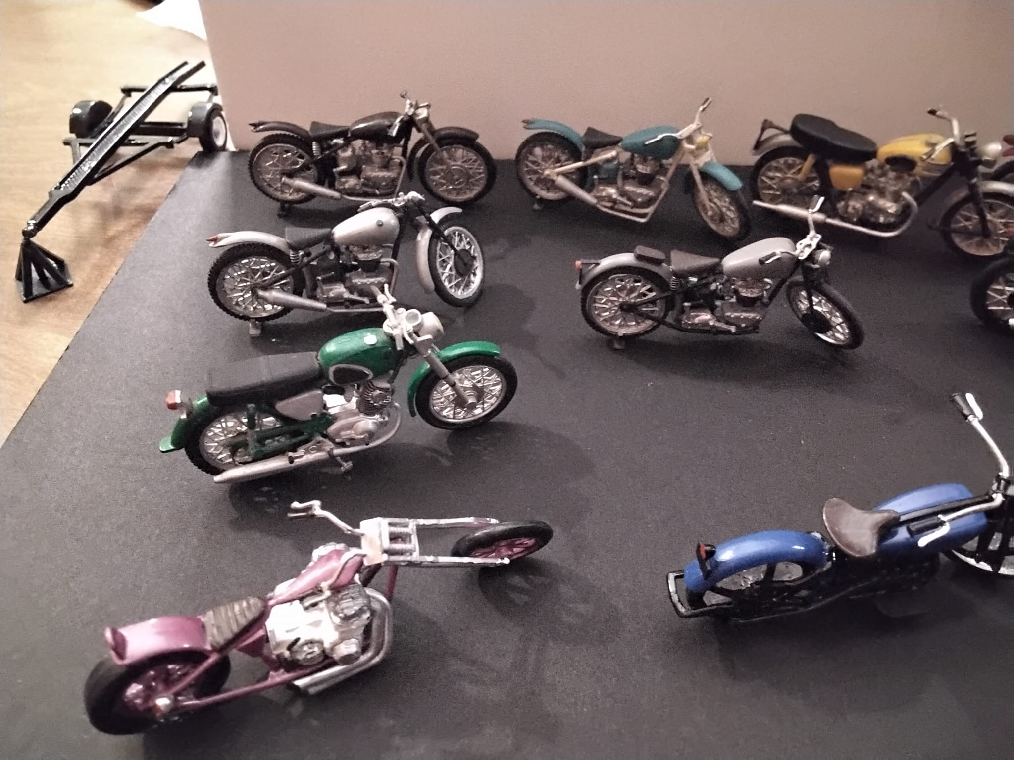 Scale model motorcycle collection including Revell and AMT bikes