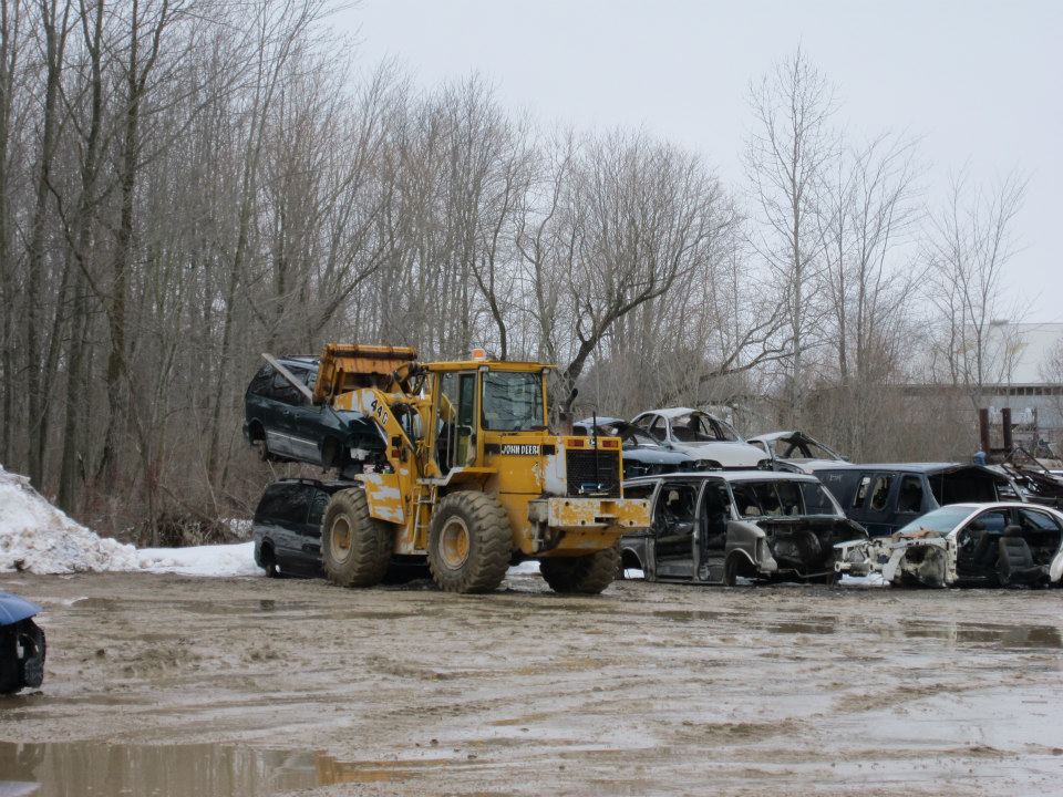 Hank's Auto Wreckers