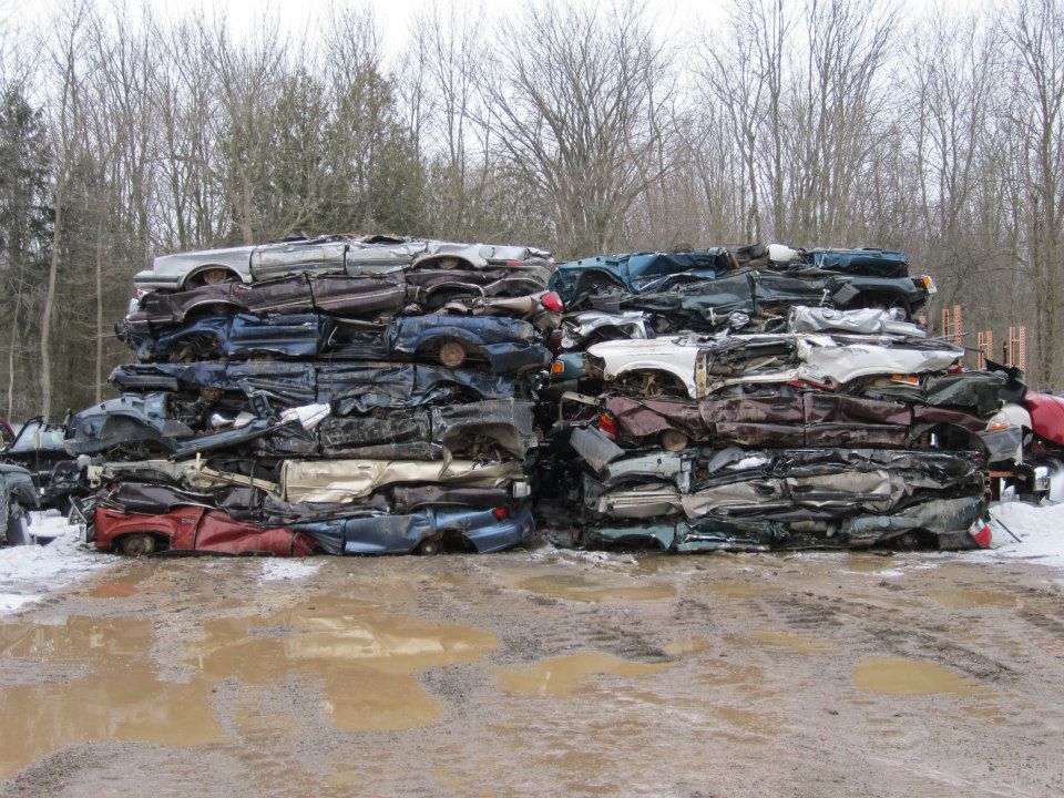 Hank's Auto Wreckers