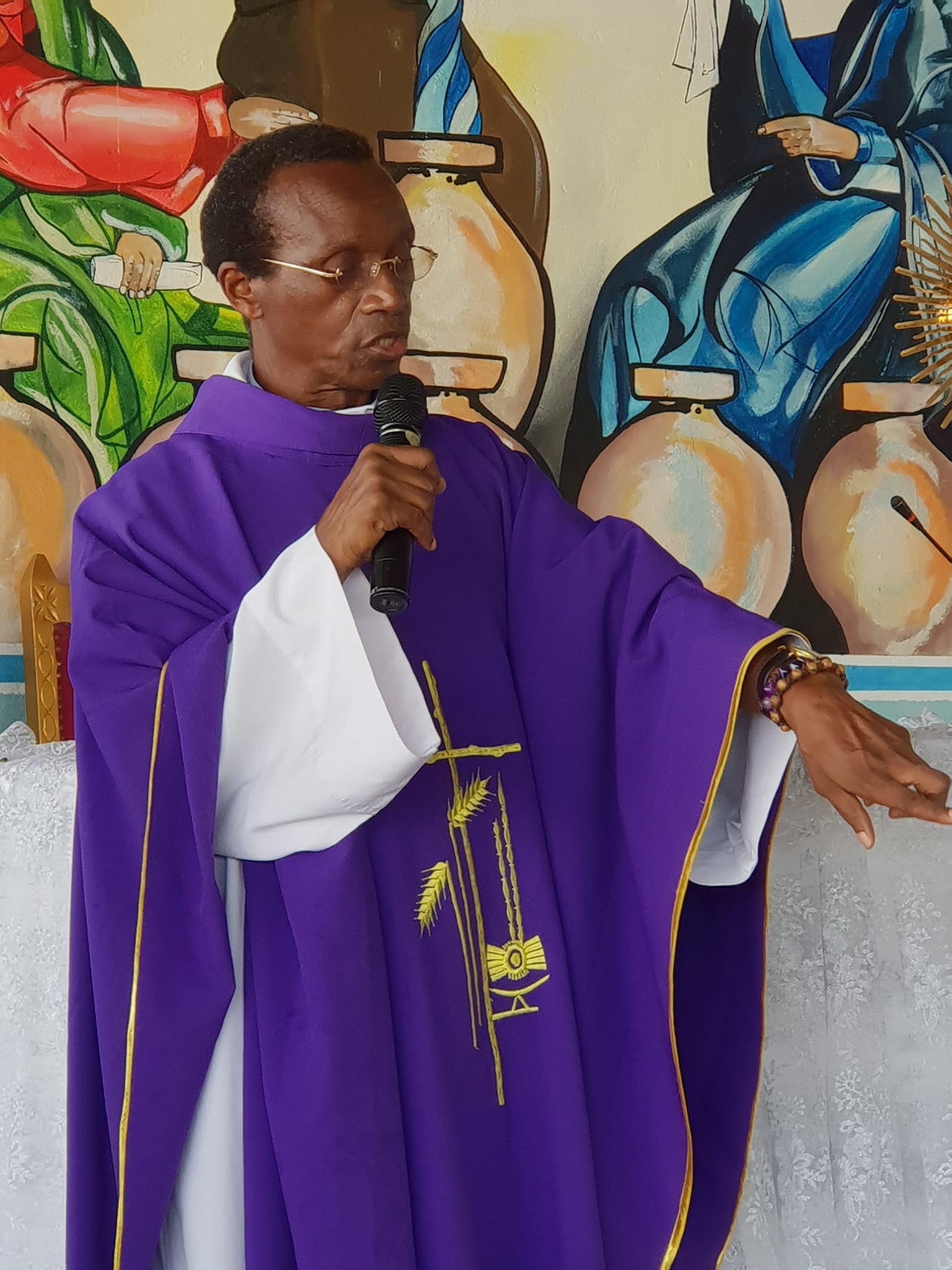 L'âne Du Christ - La Croix de JÉSUS sauve, La Croix de... | Facebook