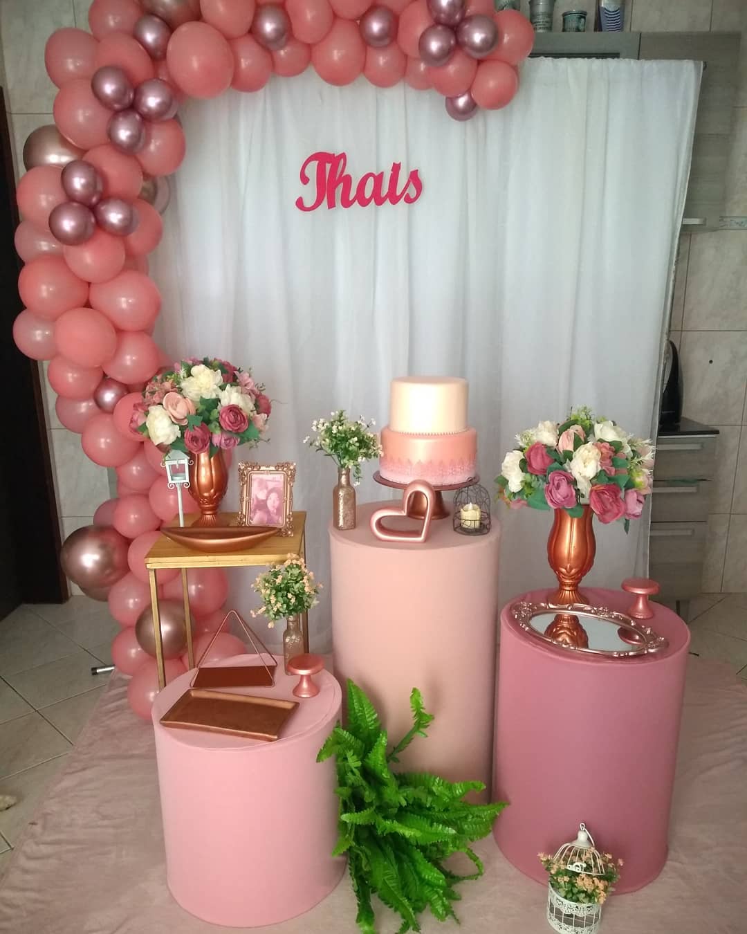 E esse tema Rose 💖 ️ que... - Dri decorações de festas