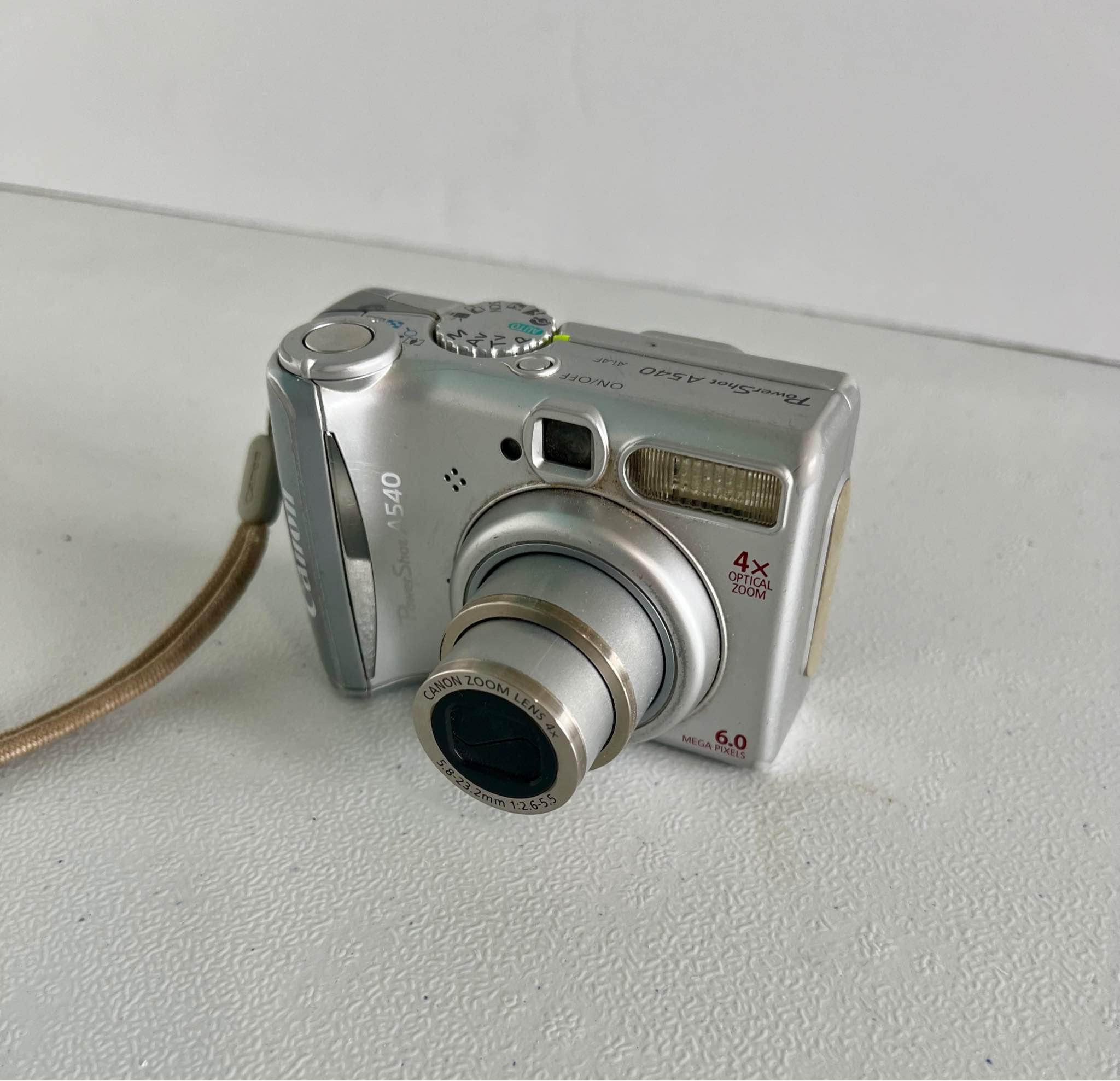 Canon PowerShot A540 6.0MP Digital Camera - Silver *Tested 
