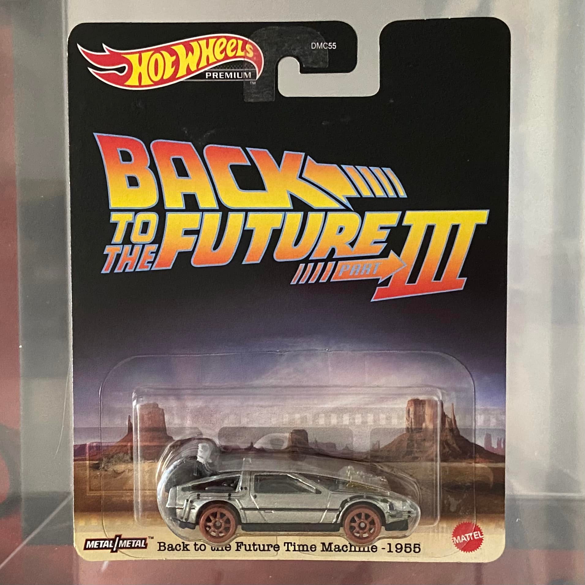 SDCC exclusive Hot Wheels DeLorean time machine and Doc Brown van