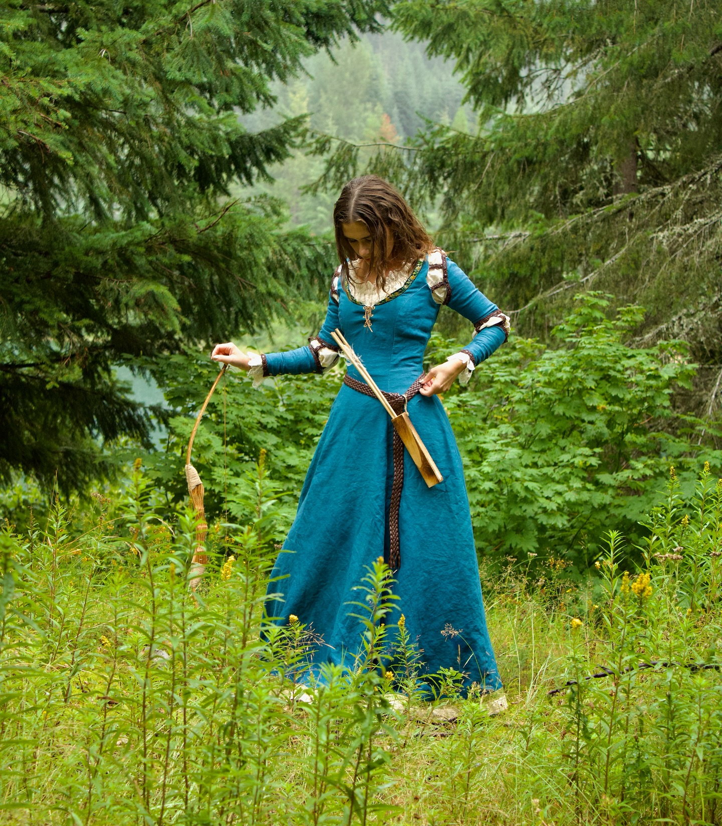 brave merida green dress Merida🏹🐻 I watched for the first time a couple months ago and immediately knew I needed to make her dress. This is probably the most “practical” thing I've ever sewn ProductID: 120398