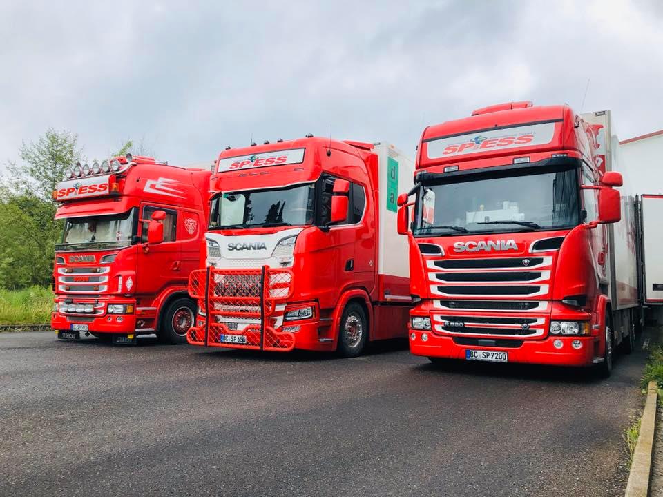 Scania - Vielen Dank für das Foto, Tom! 😍 Mit diesem Scania R 370 XT ...