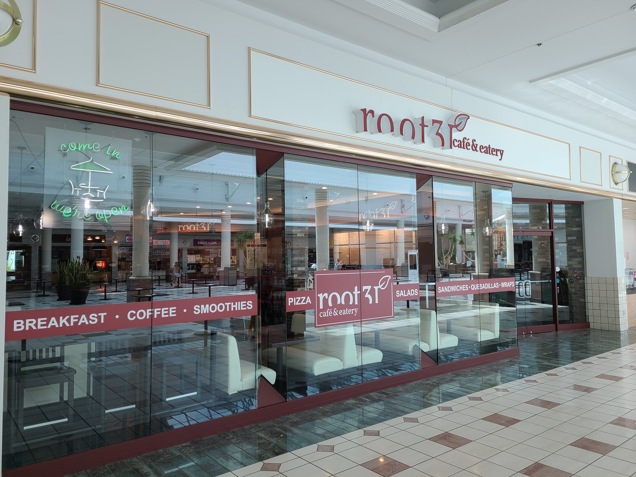 Root 31 Cafe & Eatery Eastview Mall | Victor NY