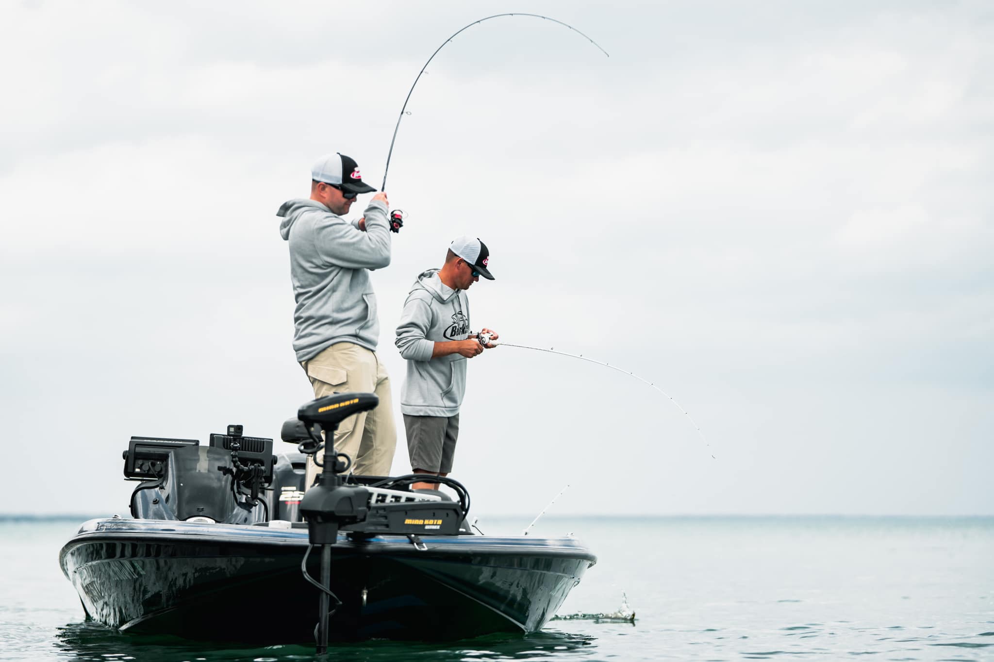 bass fishing frogs lures Lunkerhunt Compact Walking Frog stock-ruler Knob:Smoke tuned” to ensure top Fishing Reel Best Casting