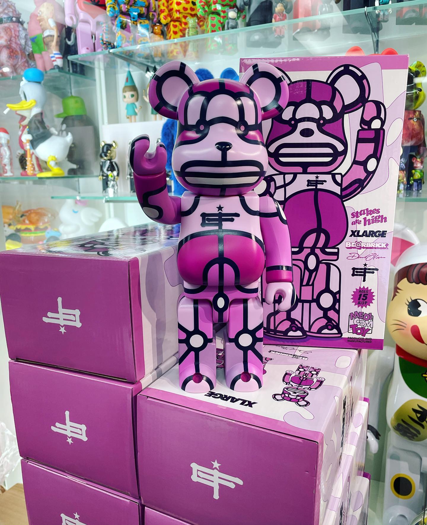 到貨啦！ BE@RBRICK XLARGE David Flores PURPLE 400％ 訂左嘅朋友可取 