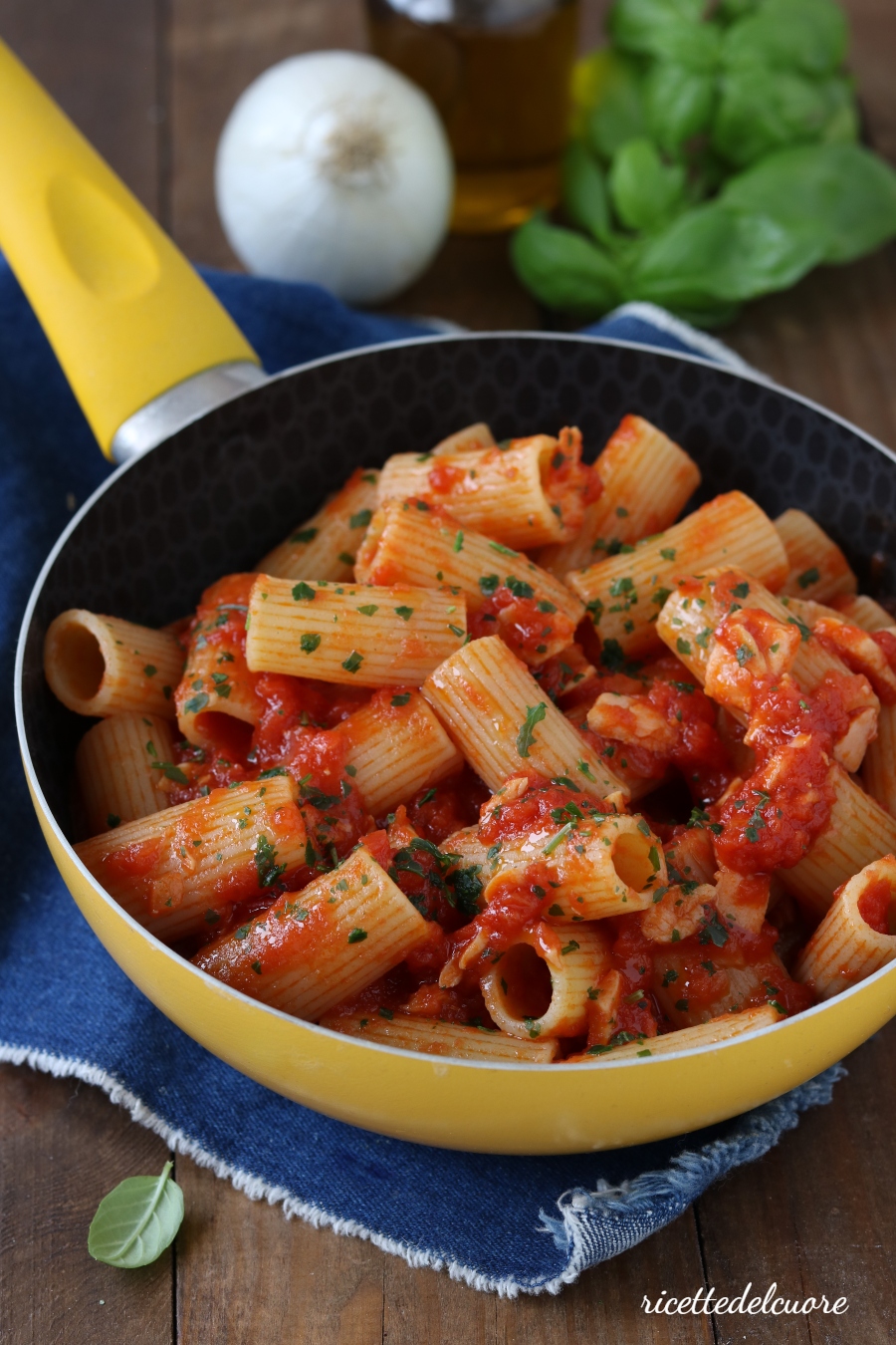 Blog Giallozafferano Primi - Pasta salmone e pomodoro 😍 Facile e ...